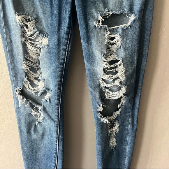 American Eagle Distressed Super High Rise Jeggings Size 4 - Picture 2 of 8